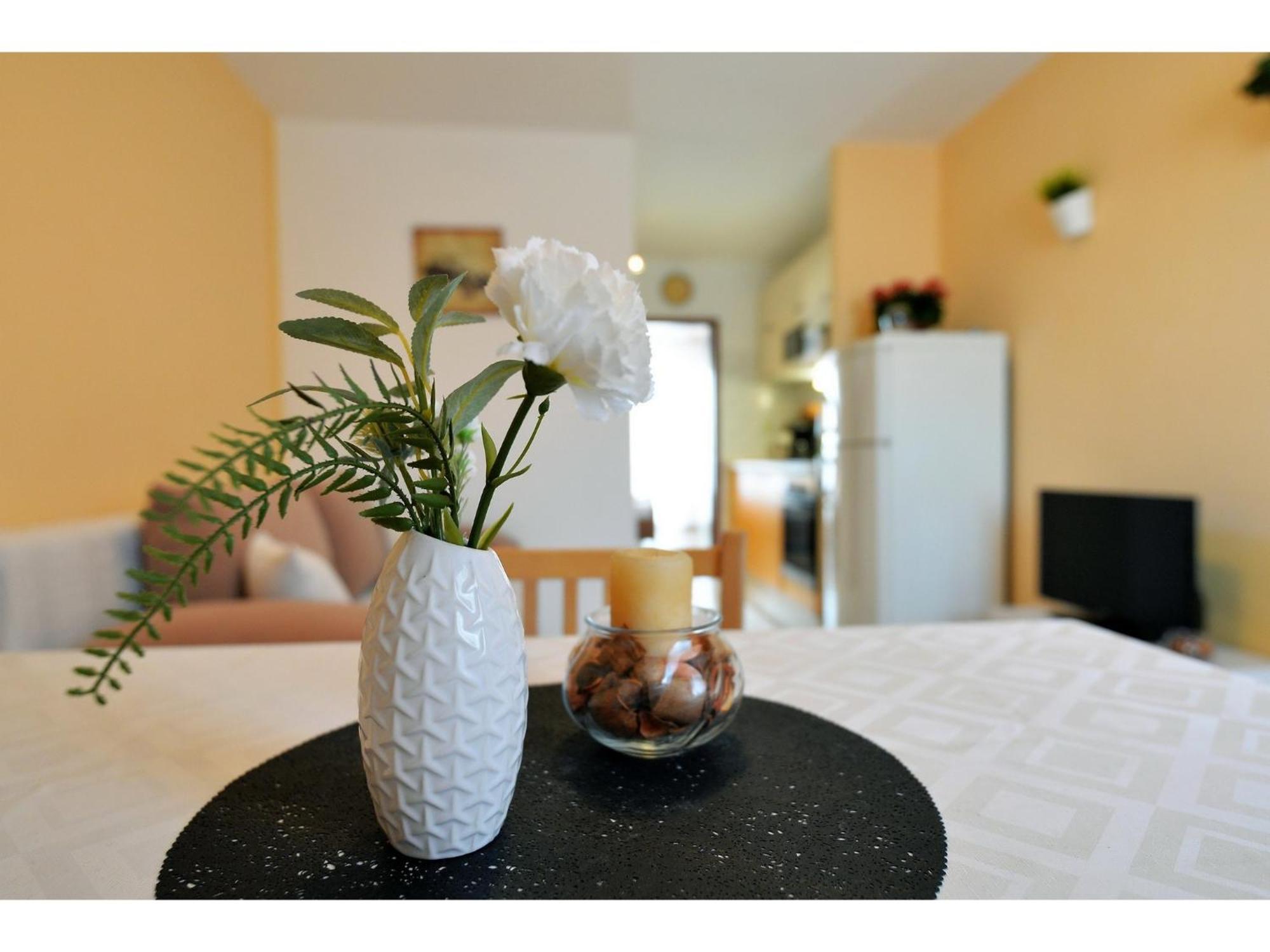 Apartments Kostelic Murter Room photo